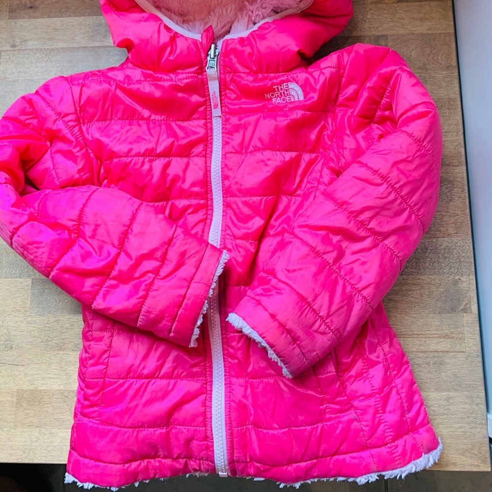 Girls Northface Mossbud swirl reversible jacket